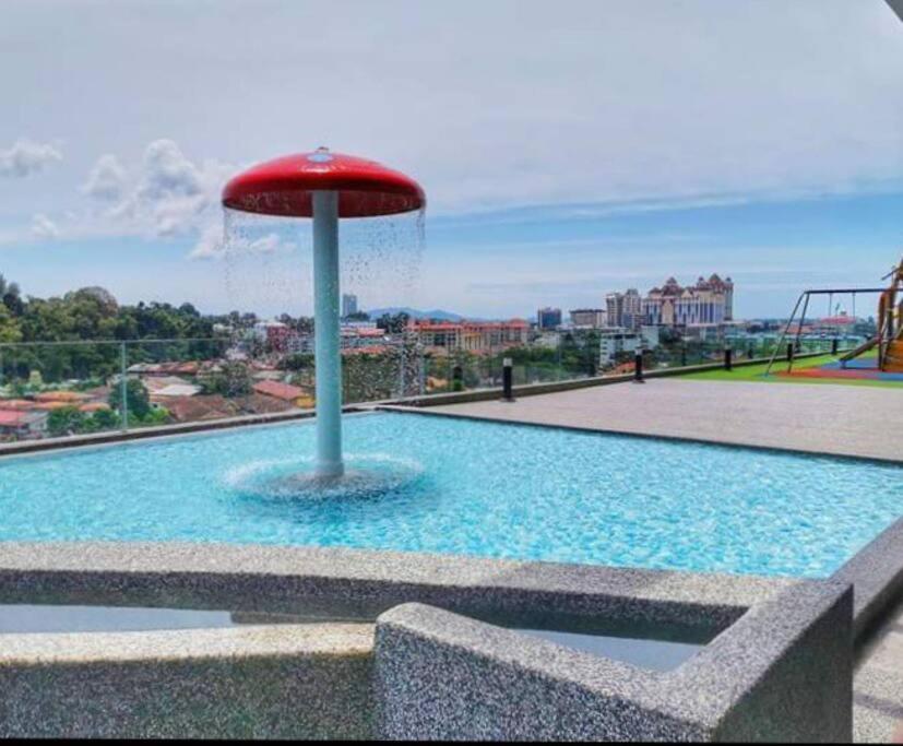 D'Medina @ Icon Residence Kuala Terengganu Exterior photo